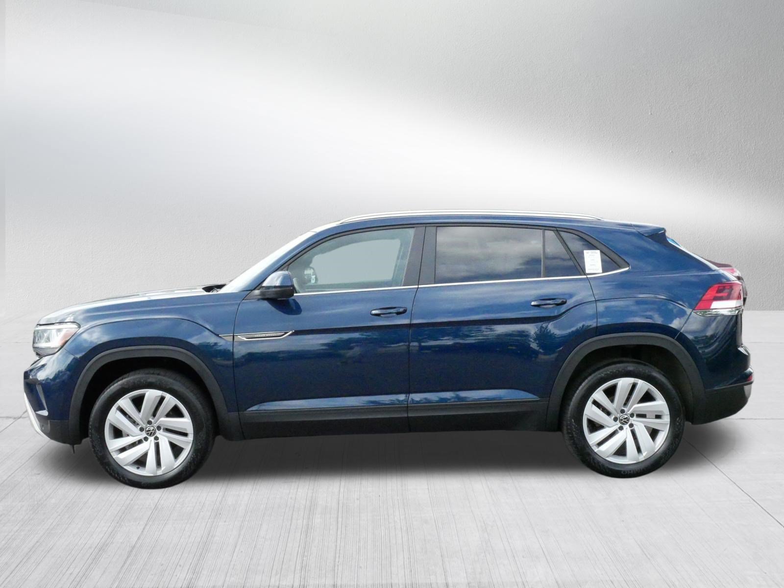 Certified 2023 Volkswagen Atlas Cross Sport SE AWD/4WD image 4