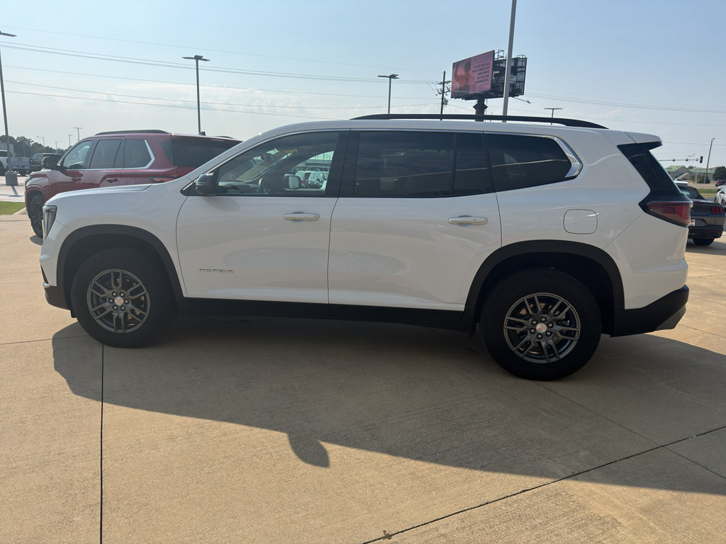 Used 2025 GMC Acadia Elevation FWD image 9
