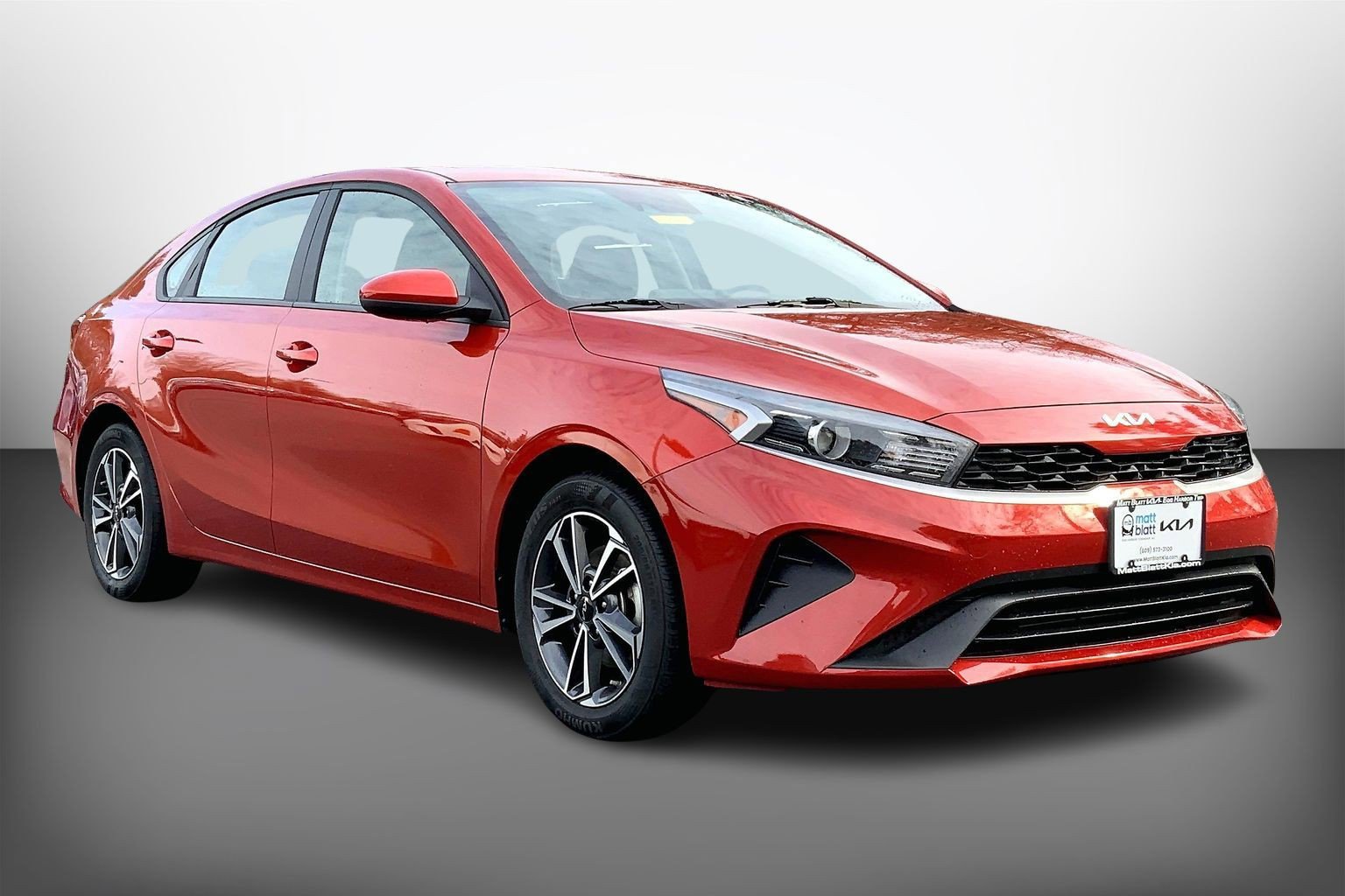 Used 2022 Kia Forte LXS FWD image 3