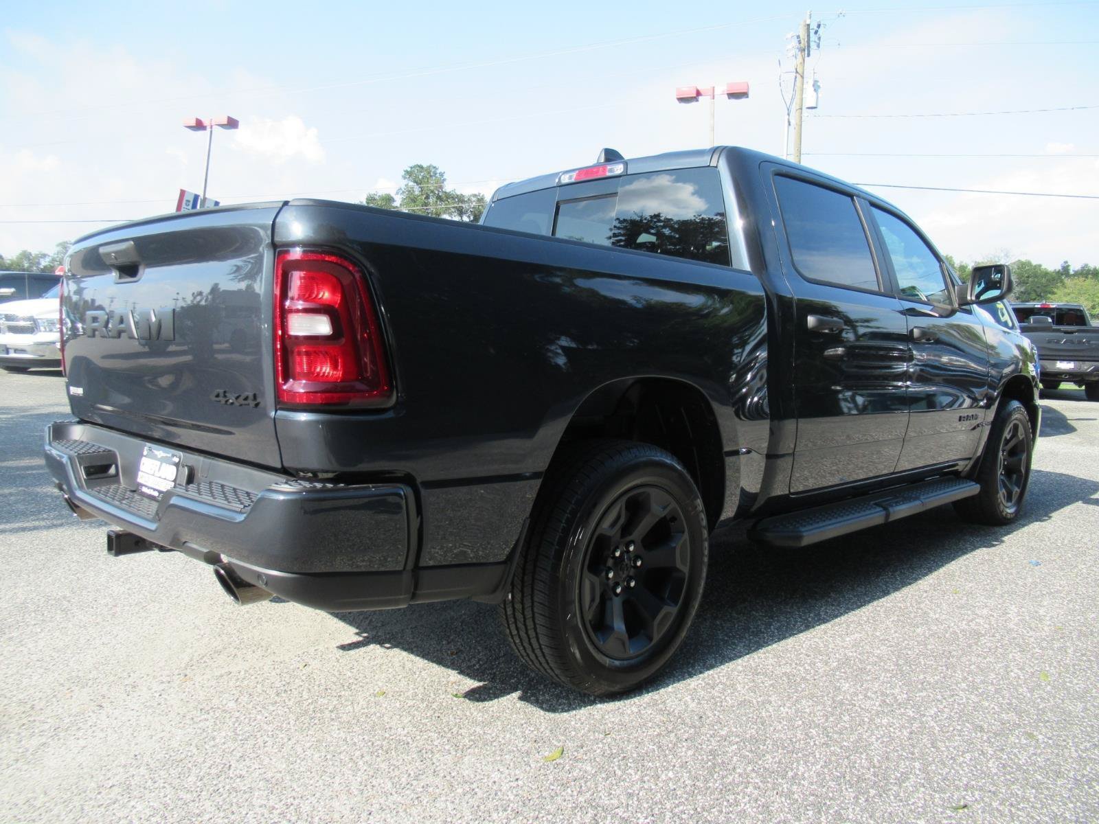 New 2026 RAM 1500 Express AWD/4WD image 7