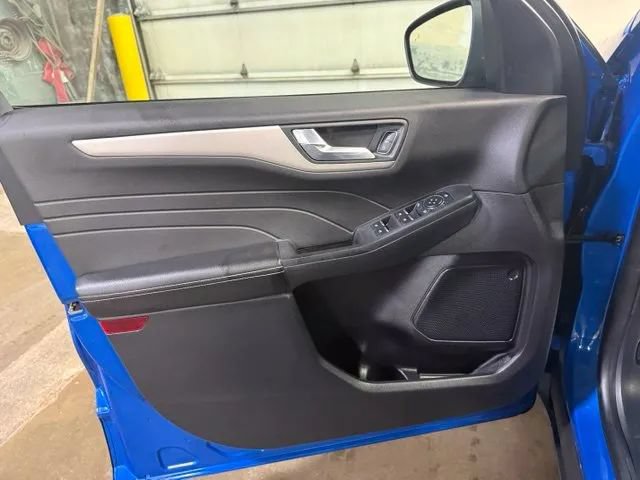 Used 2021 Ford Escape SE w/ Convenience Package AWD/4WD image 14