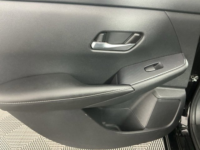 Used 2023 Nissan Sentra SV image 9