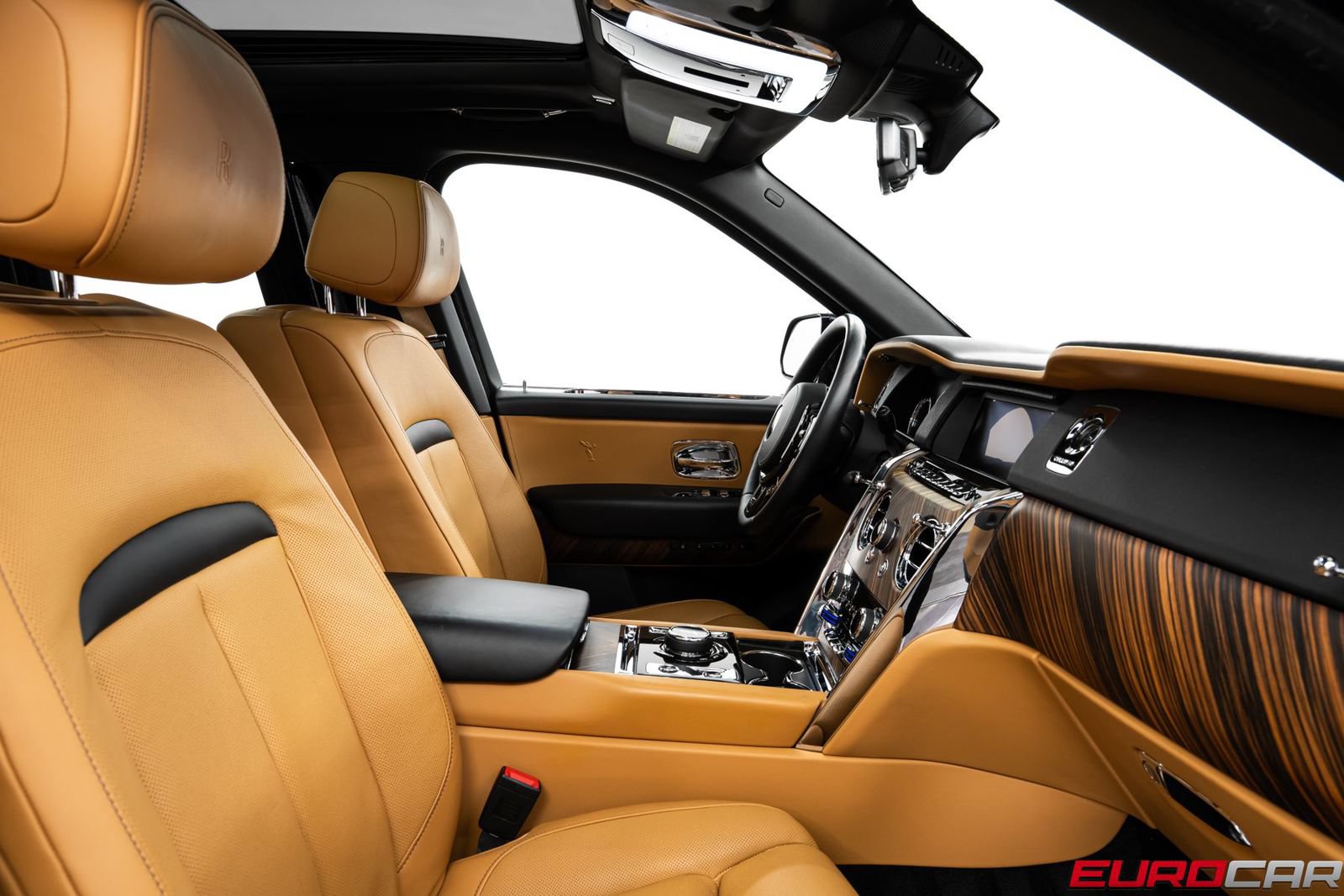 Used 2019 Rolls-Royce Cullinan AWD/4WD image 37