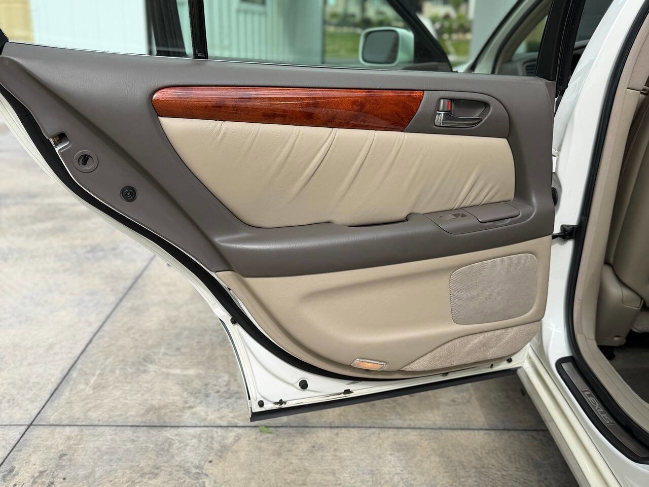 Used 1999 Lexus GS 400 RWD image 30