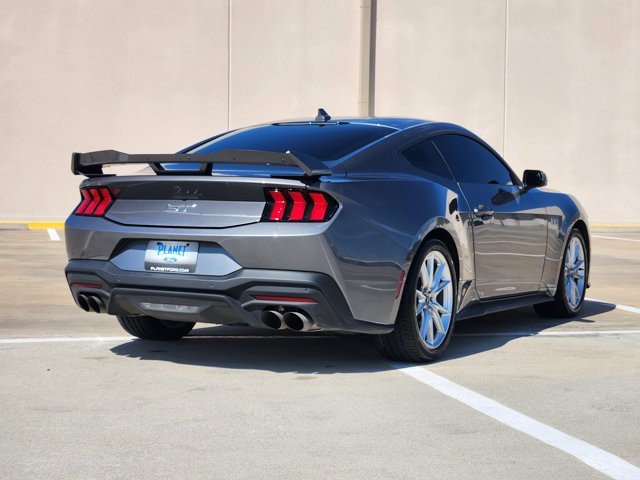 Used 2025 Ford Mustang GT Premium RWD image 5