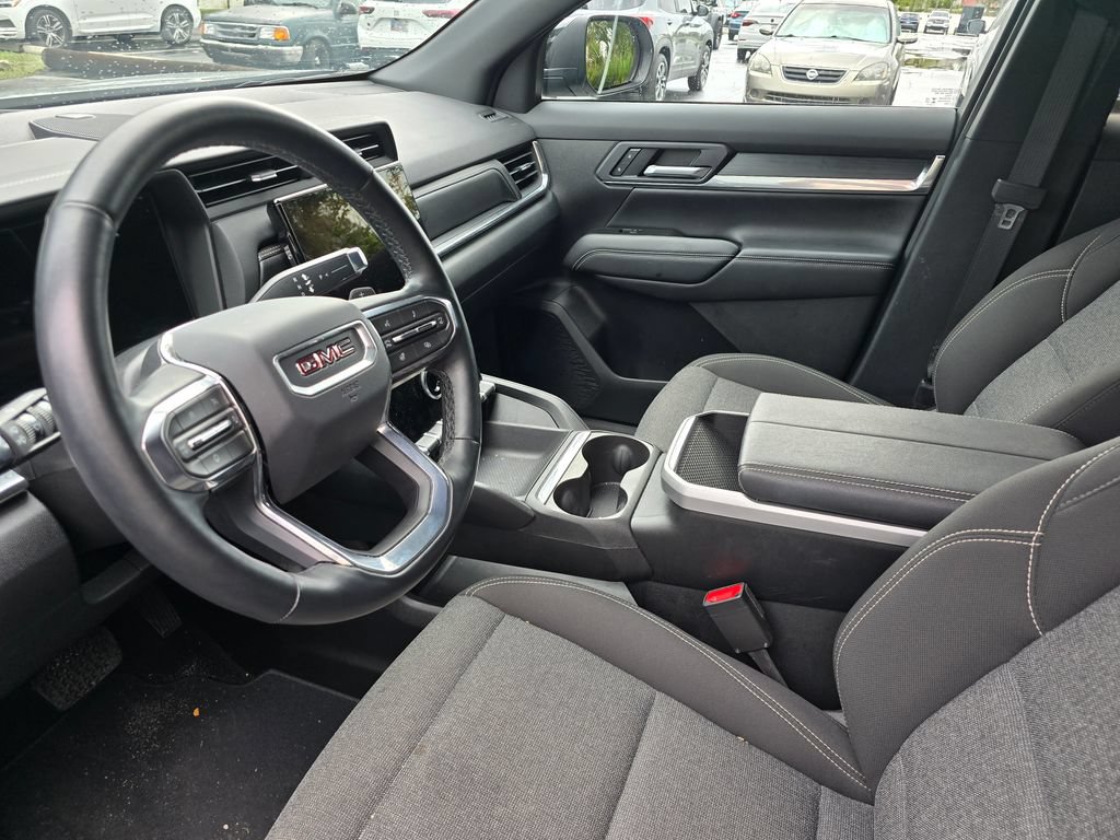 Used 2026 GMC Terrain Elevation FWD image 3