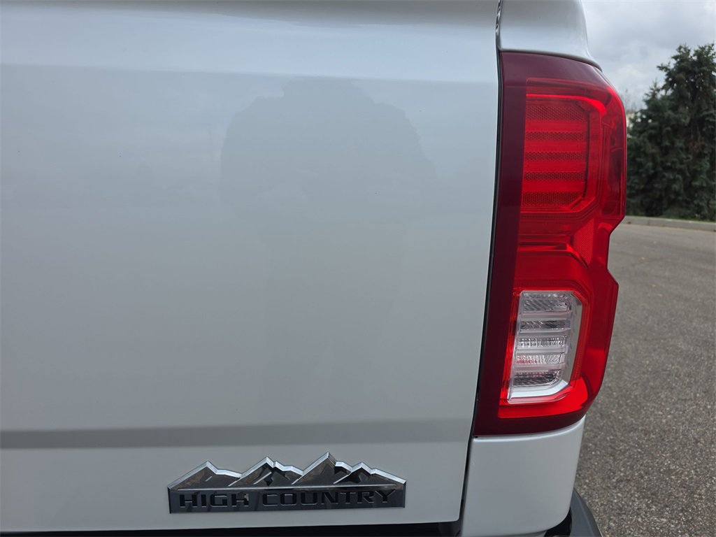 Certified 2018 Chevrolet Silverado 1500 High Country image 33