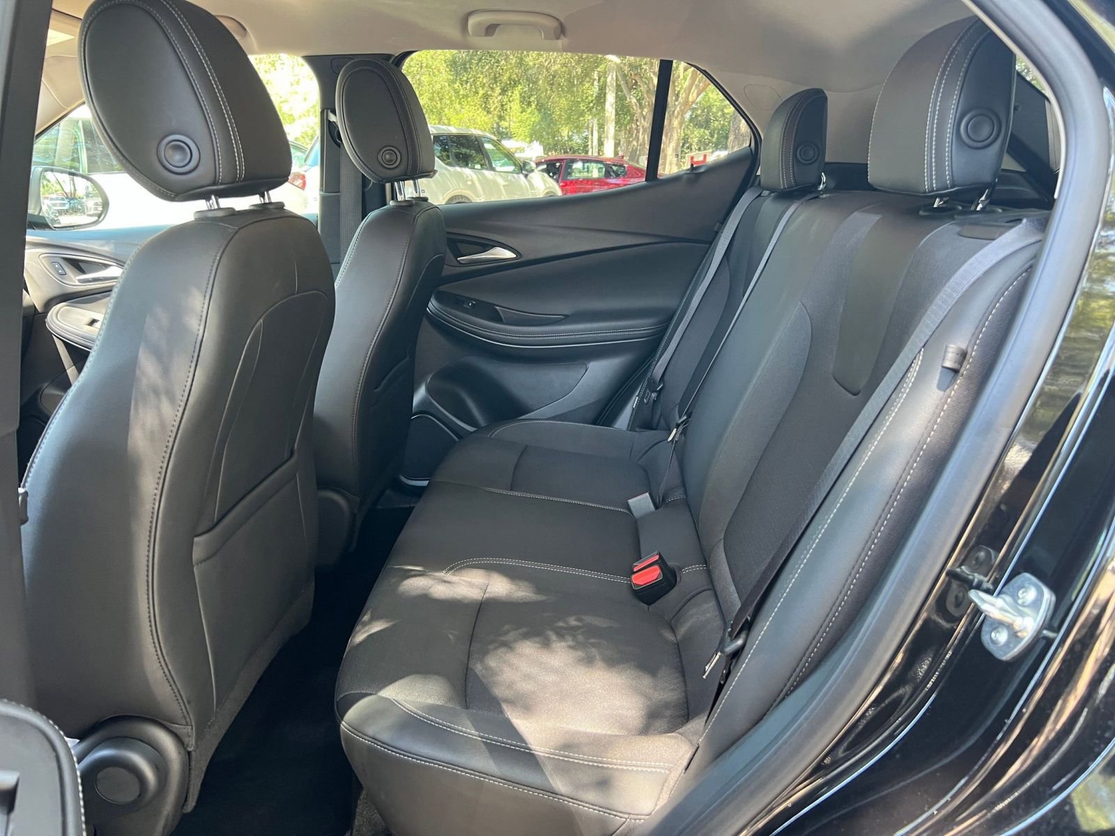 Used 2025 Buick Encore GX Preferred FWD image 38