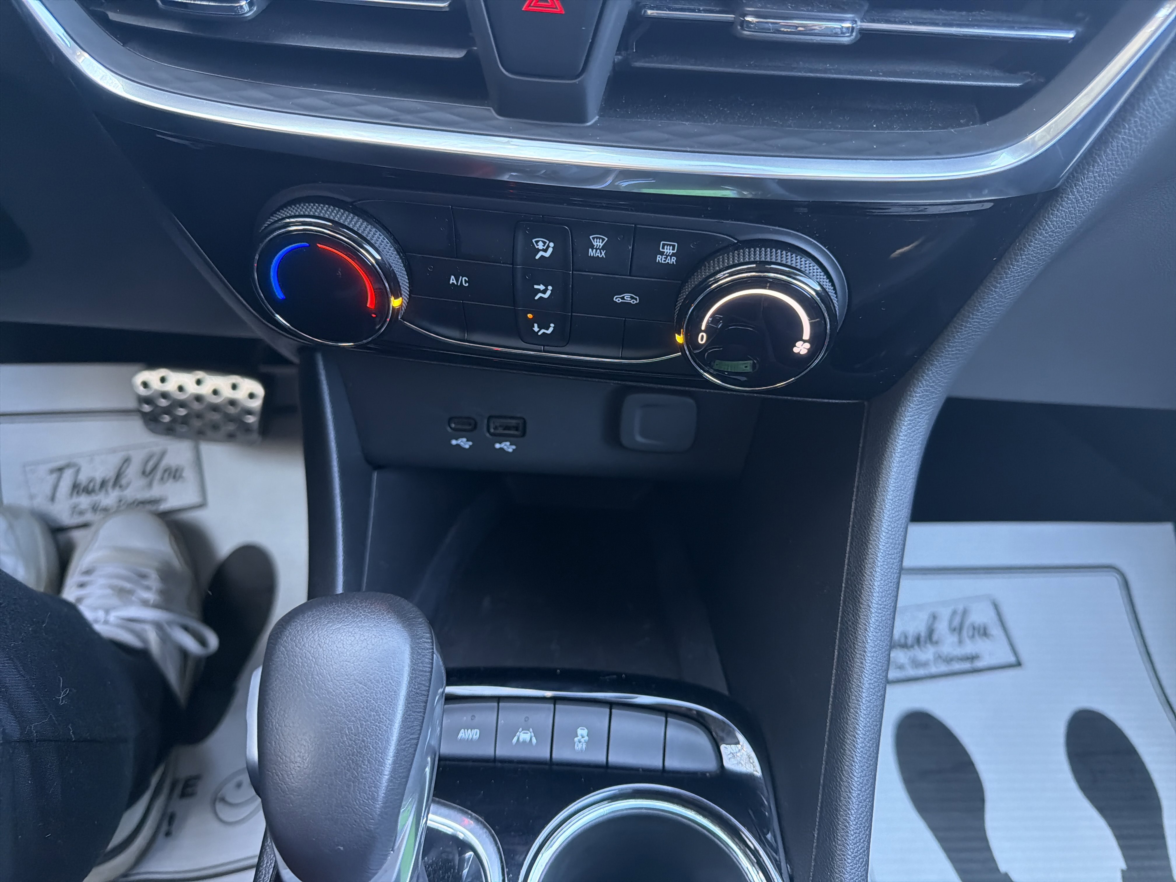 Used 2024 Buick Encore GX Sport Touring image 24