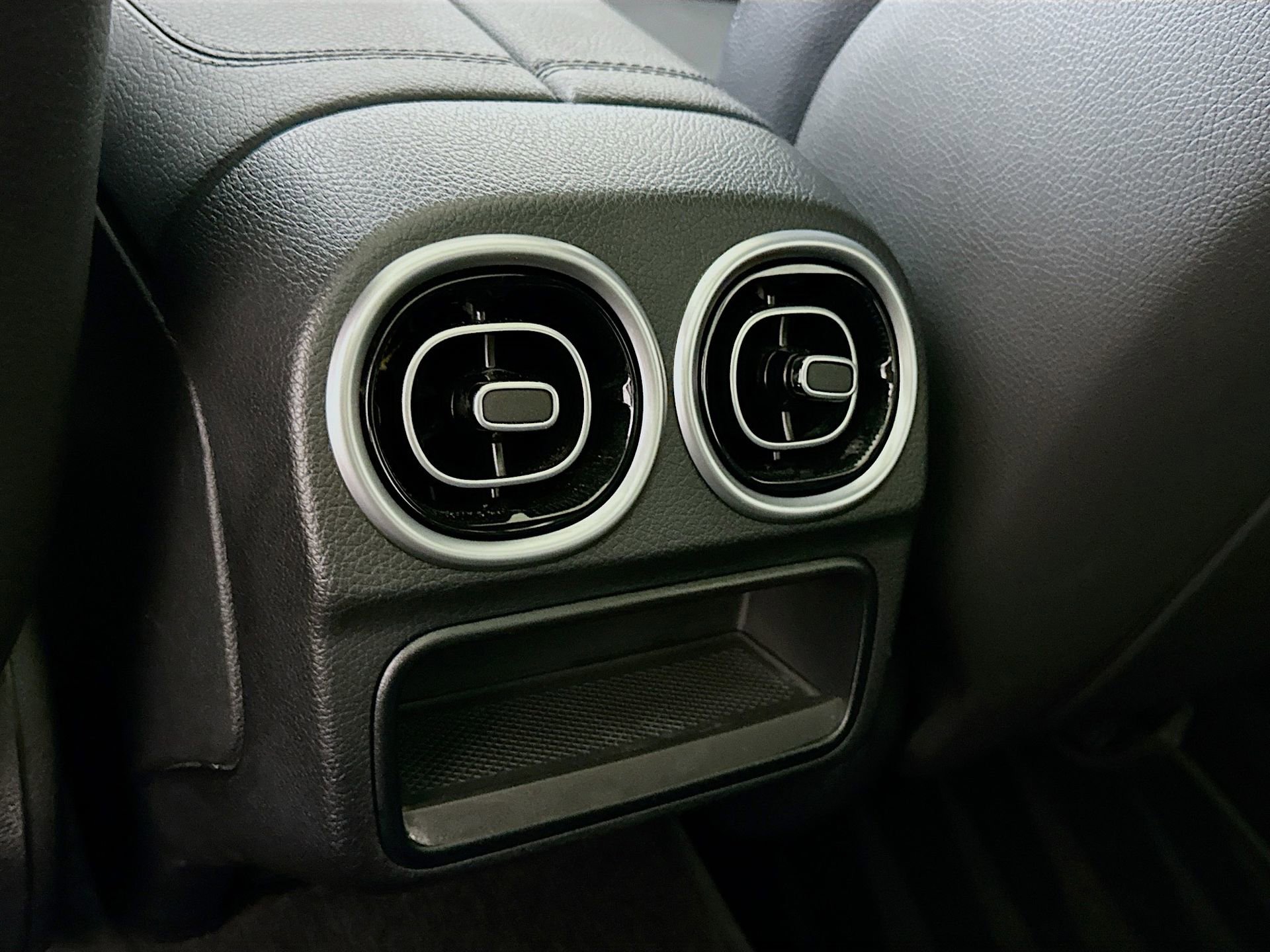 Used 2022 Mercedes-Benz C 300 Sedan image 28