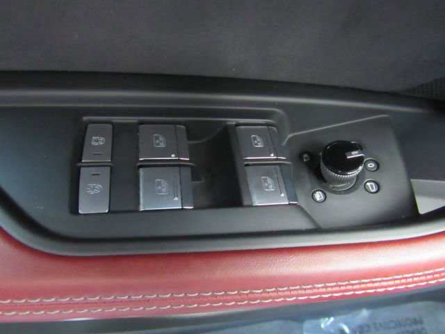 Used 2023 Audi e-tron S Premium Plus w/ Black Optic Package AWD/4WD image 38