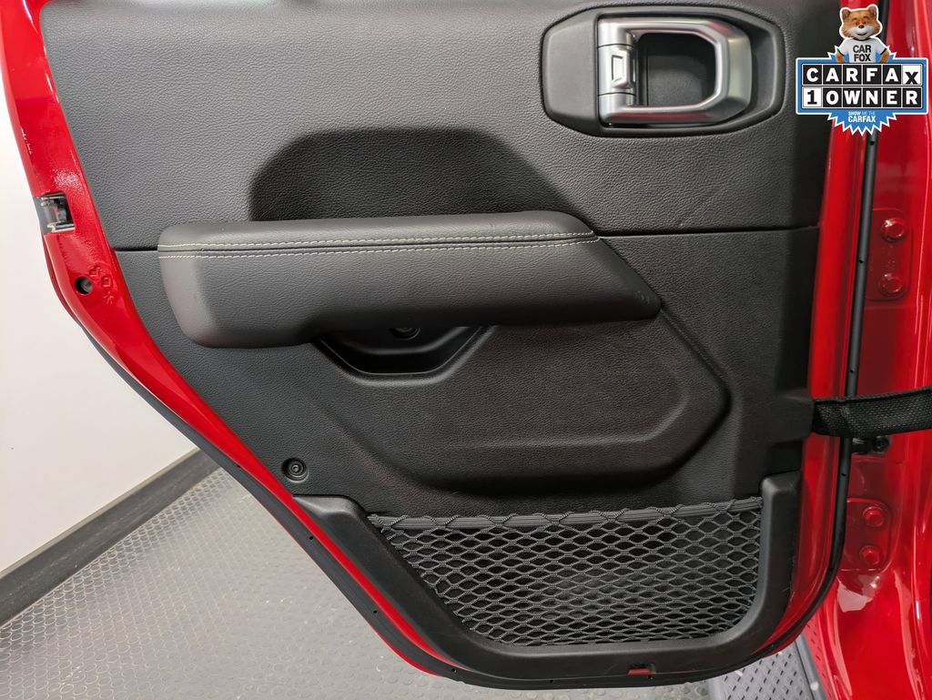 Used 2020 Jeep Gladiator Overland image 23