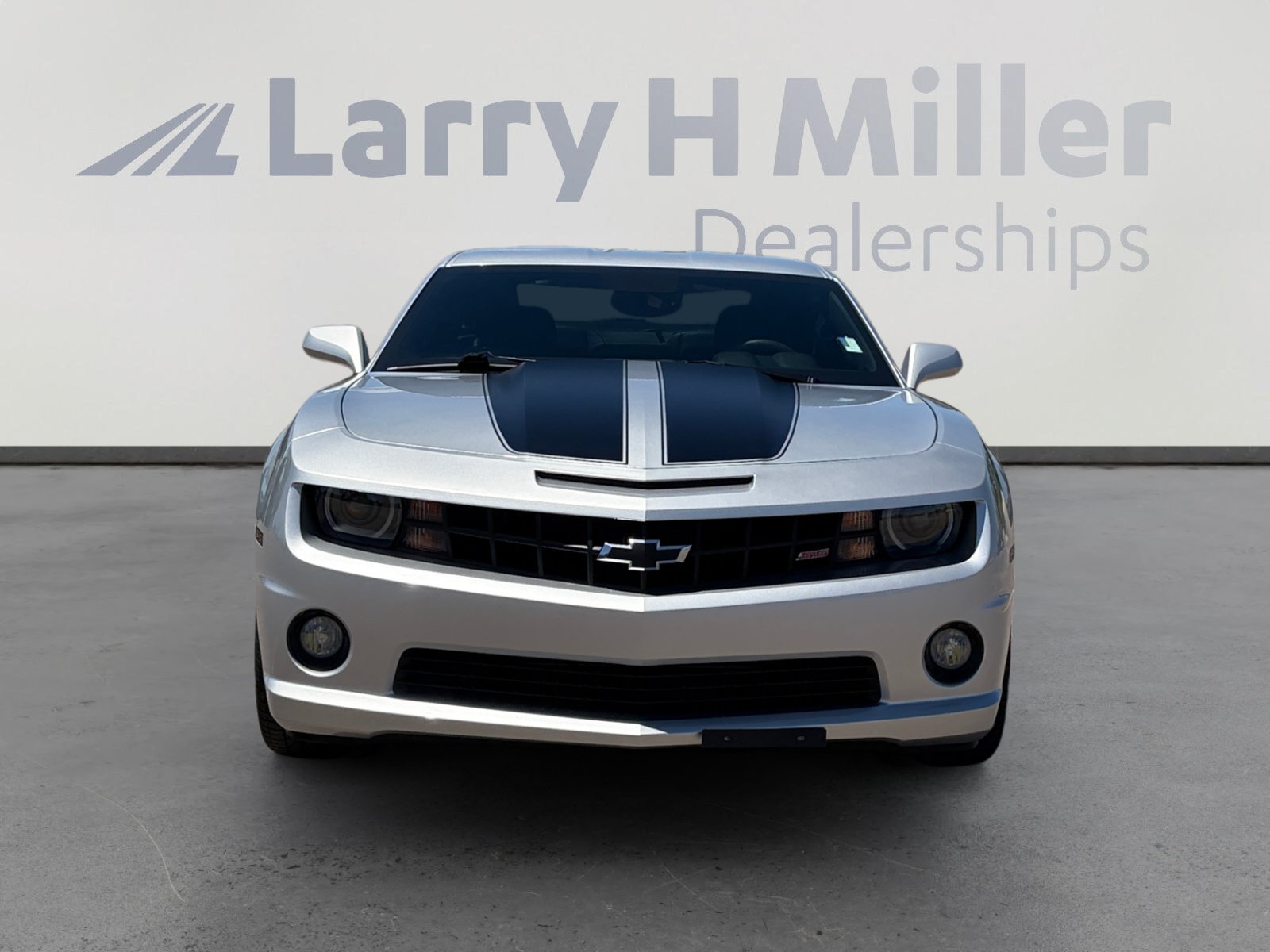 Used 2010 Chevrolet Camaro SS w/ RS Package RWD image 9