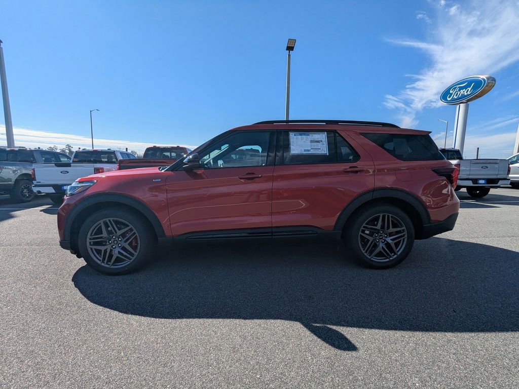 New 2026 Ford Explorer ST-Line w/ ST-Line Street Pack image 7