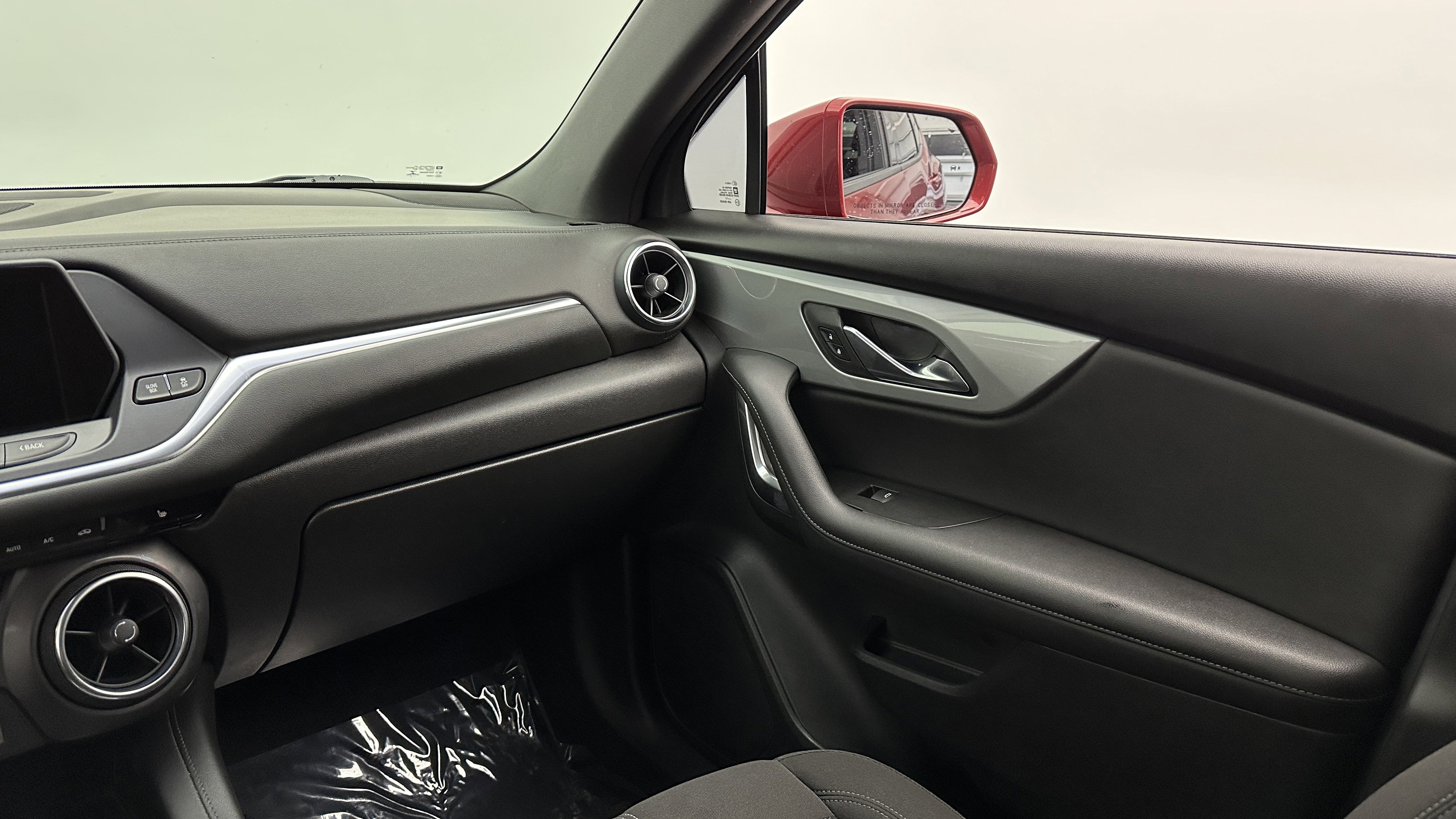 Used 2019 Chevrolet Blazer LT image 26