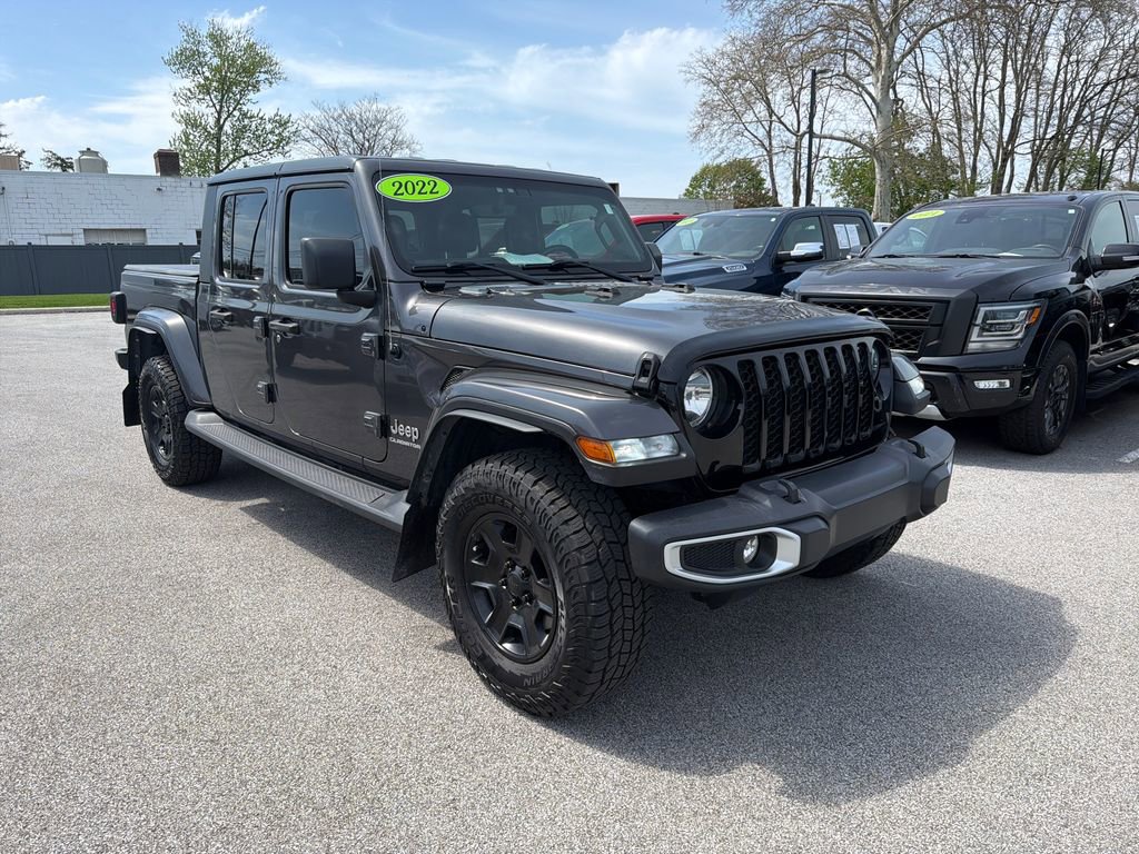 Used 2022 Jeep Gladiator Overland w/ Trailer Tow Package AWD/4WD image 4