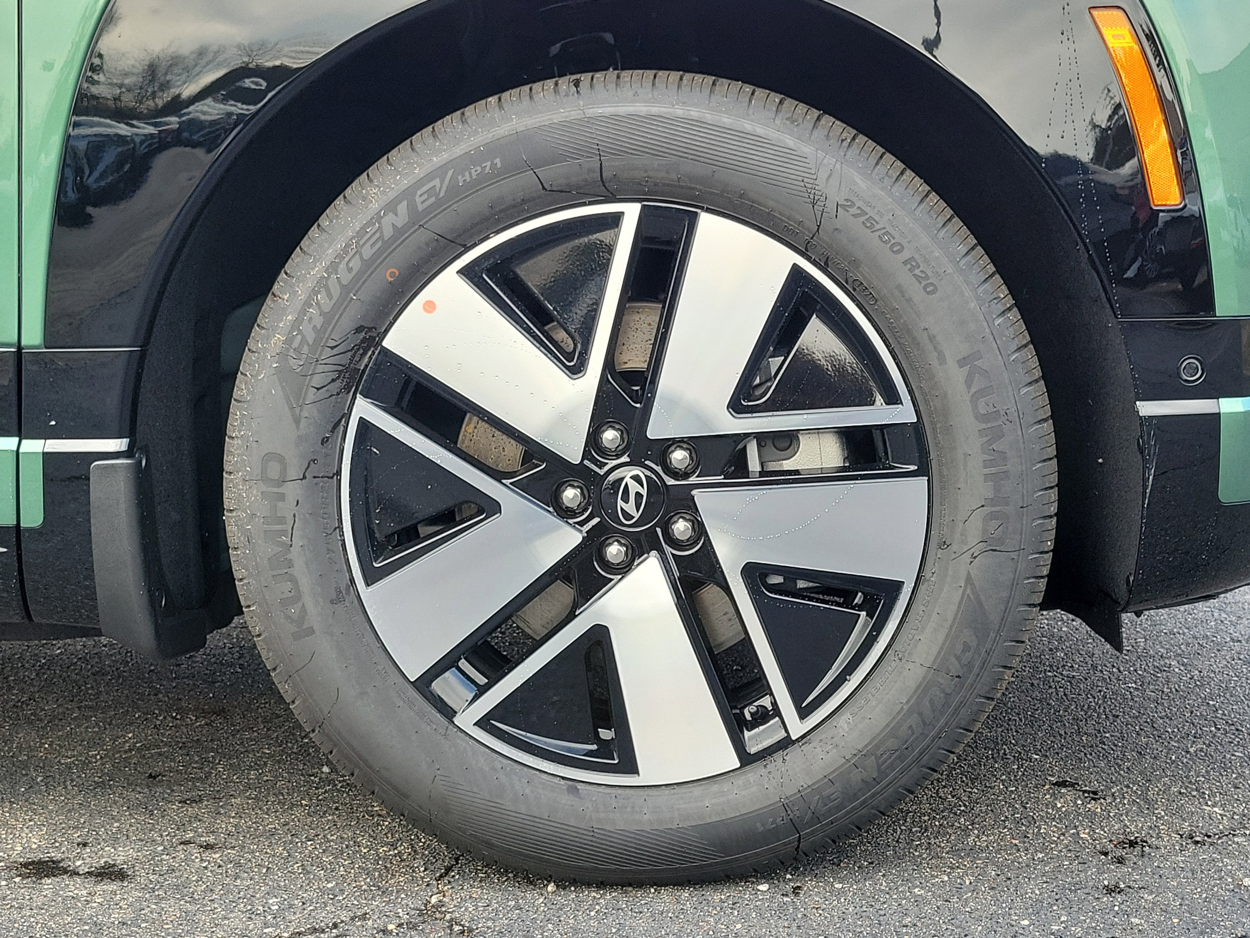 New 2026 Hyundai Ioniq 9 SEL image 5