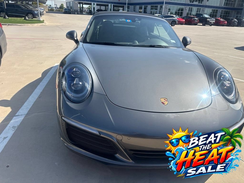 Used 2018 Porsche 911 Carrera S RWD image 2