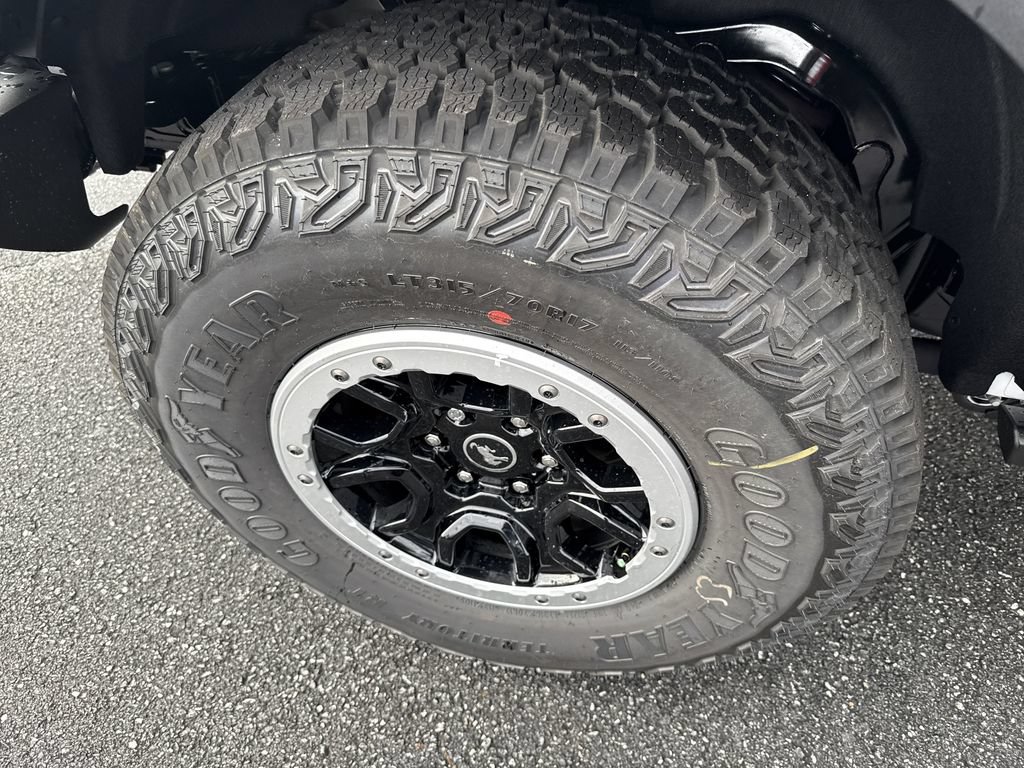 New 2025 Ford Bronco Badlands w/ Sasquatch Package AWD/4WD image 18