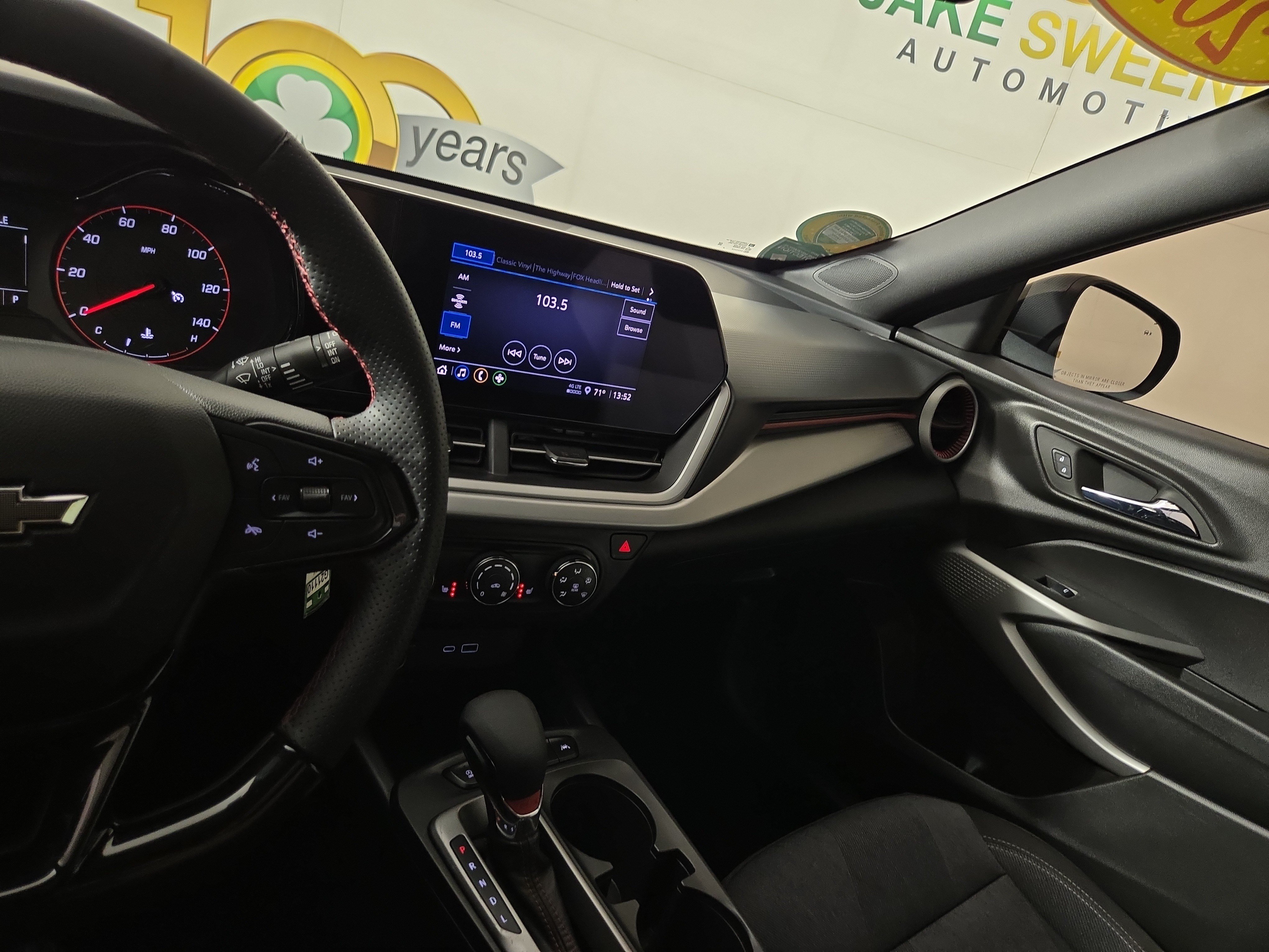 Certified 2024 Chevrolet Trax RS w/ Driver Confidence Package FWD image 23
