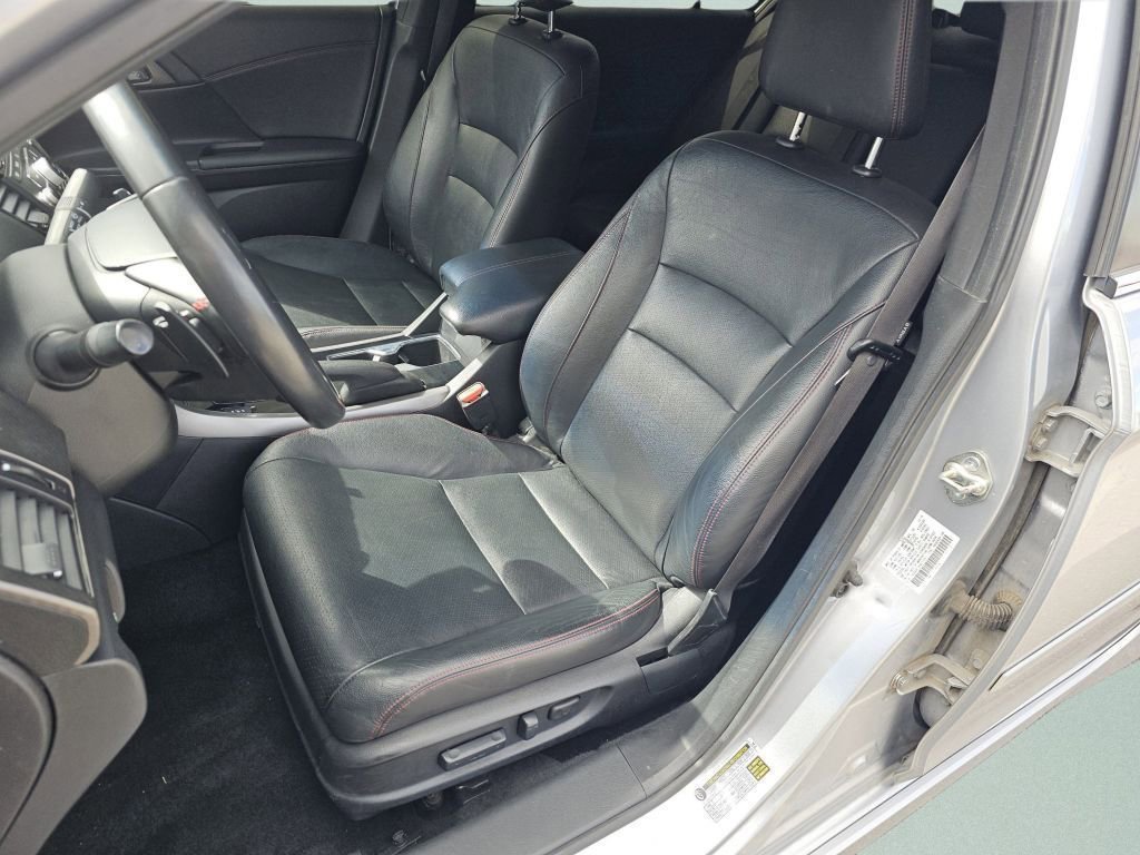 Used 2017 Honda Accord Sport Special Edition image 6