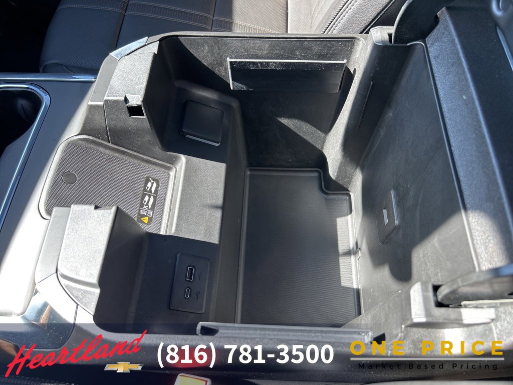 Used 2024 Chevrolet Silverado 2500 High Country w/ High Country Premium Package image 44