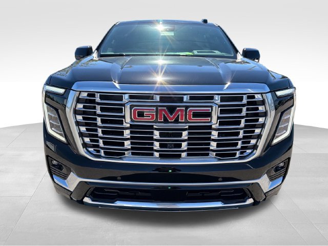 New 2026 GMC Yukon XL Denali w/ Denali Reserve Package AWD/4WD image 2