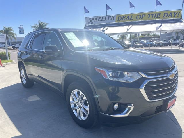 Used 2021 Chevrolet Traverse LT image 2
