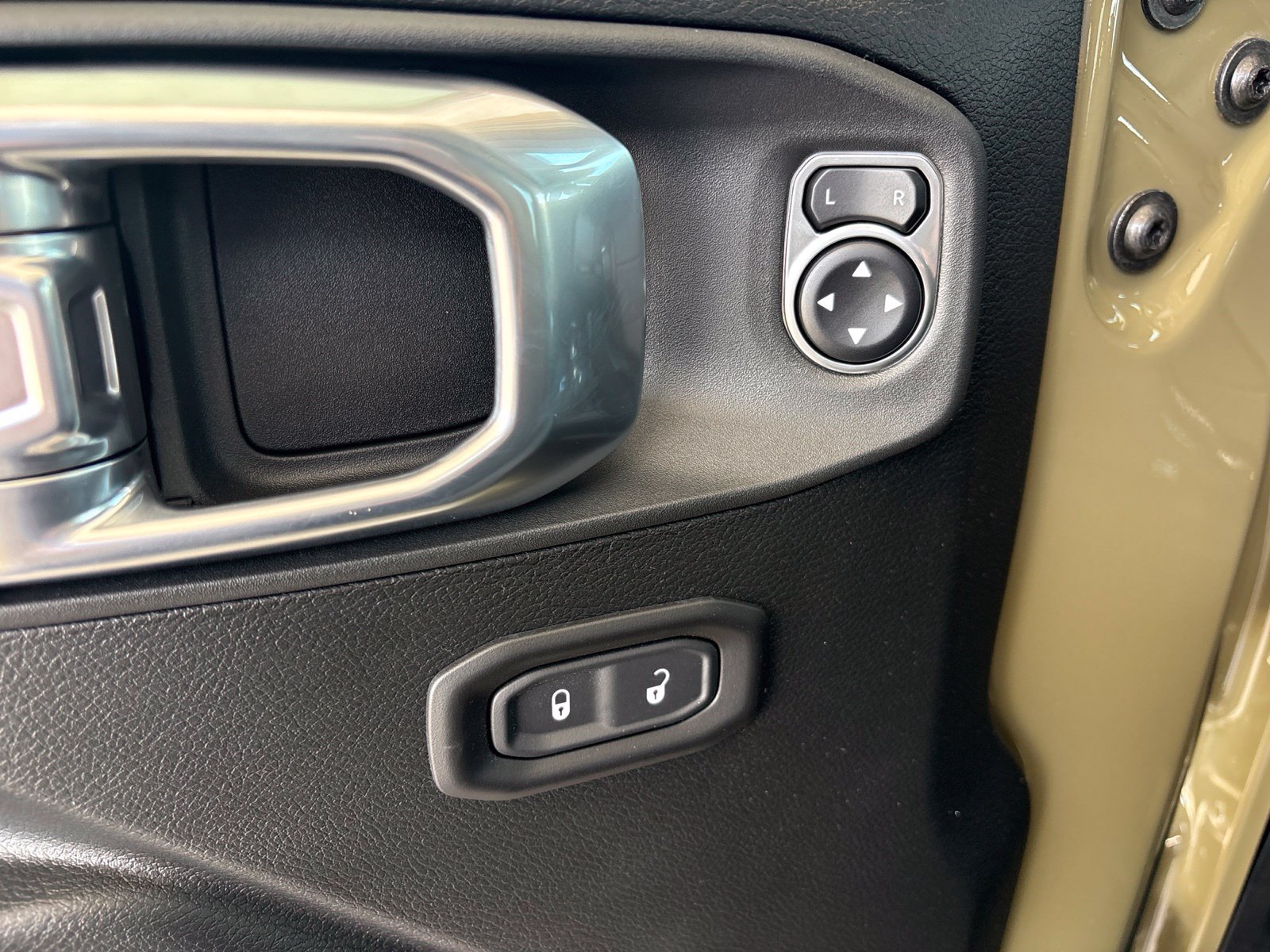 New 2026 Jeep Gladiator Rubicon AWD/4WD image 11