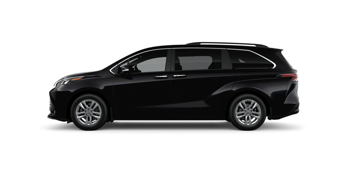 New 2026 Toyota Sienna XLE image 4