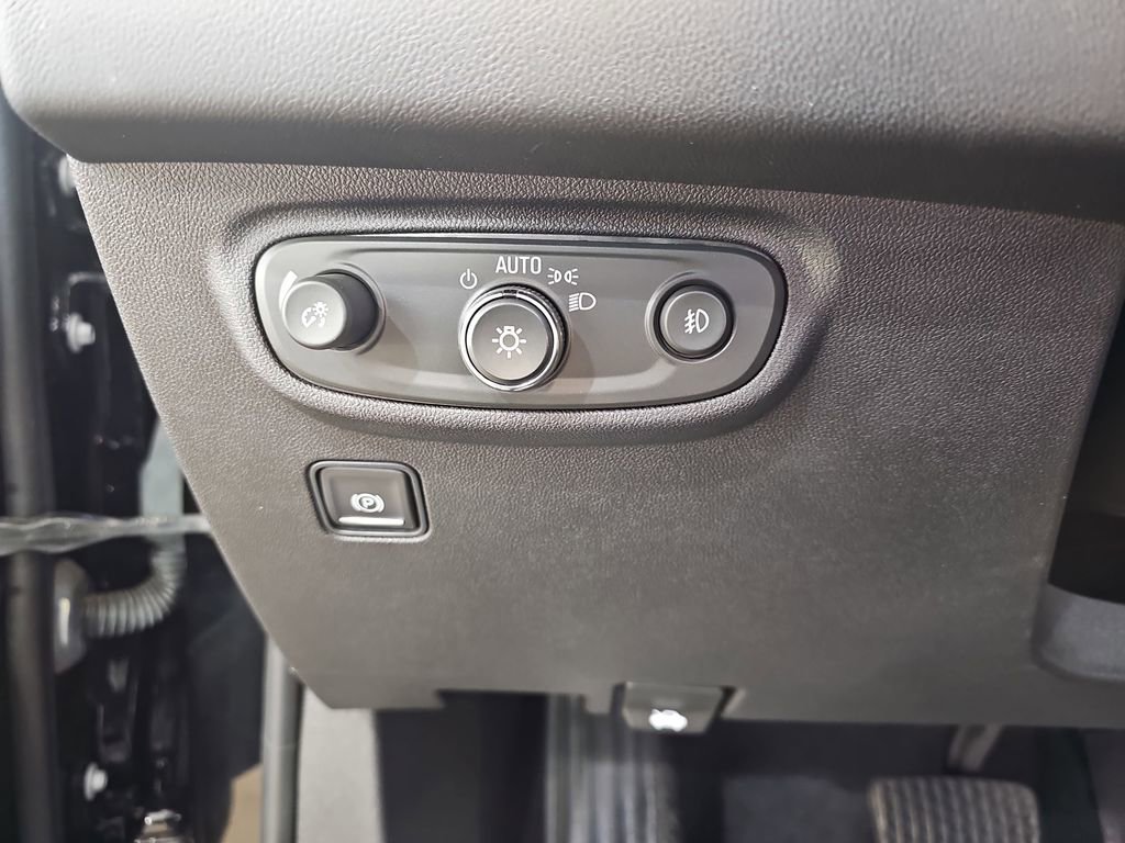 Certified 2022 GMC Terrain SLT w/ Elevation Edition AWD/4WD image 31
