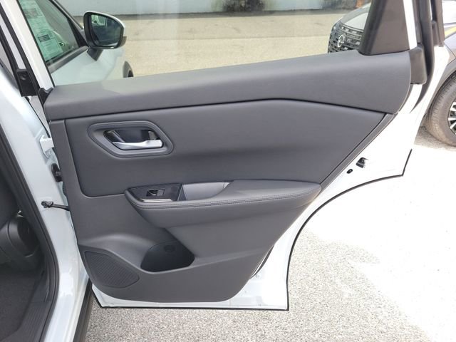 New 2026 Nissan Rogue SV FWD image 31