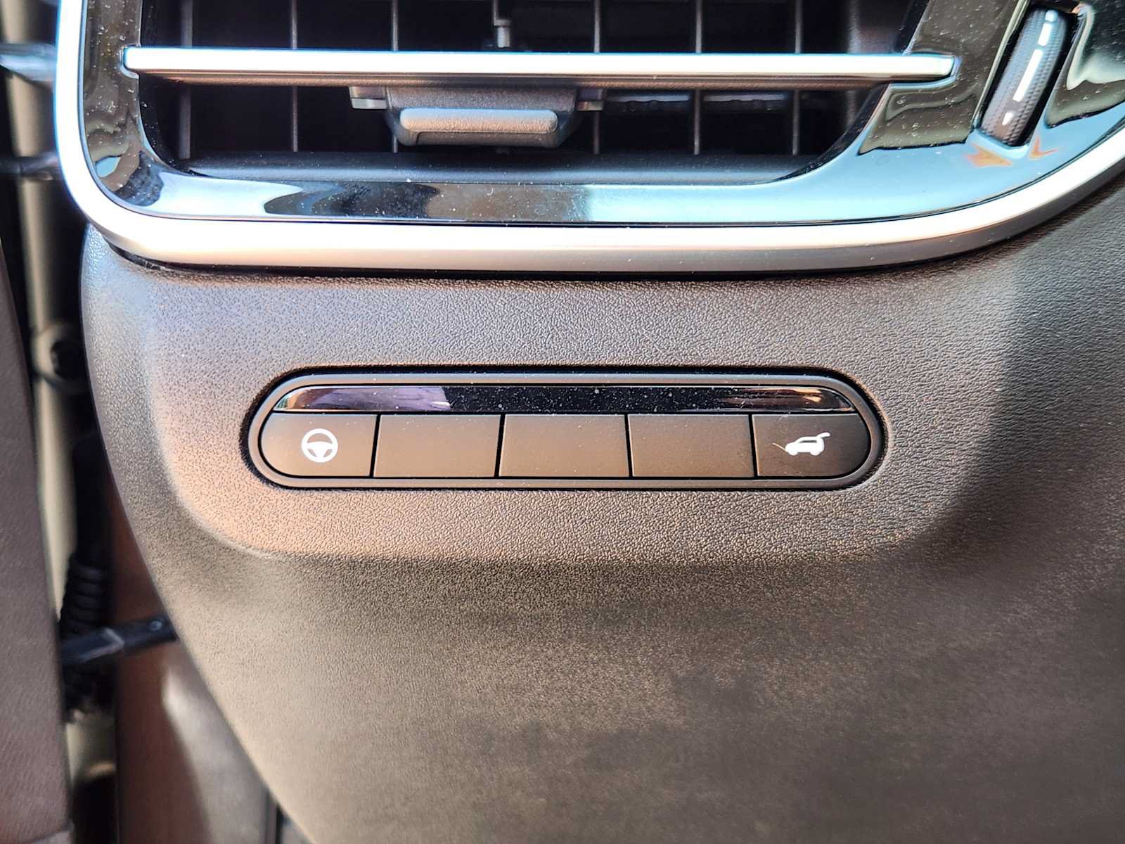 Certified 2026 INFINITI QX60 Luxe w/ Cargo Package AWD/4WD image 27