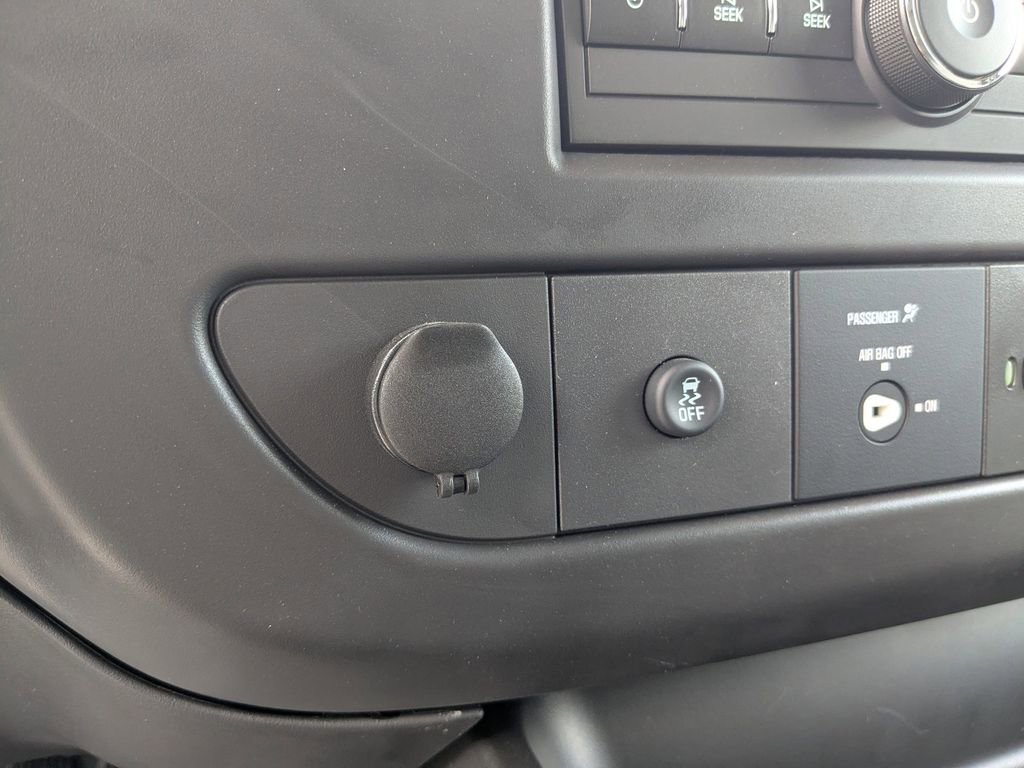 New 2025 Chevrolet Express 3500 w/ Power Convenience Package image 20