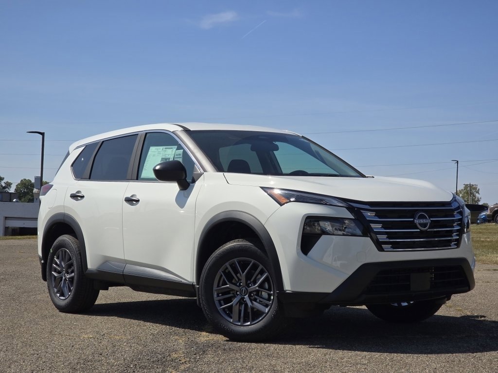 New 2026 Nissan Rogue S image 2