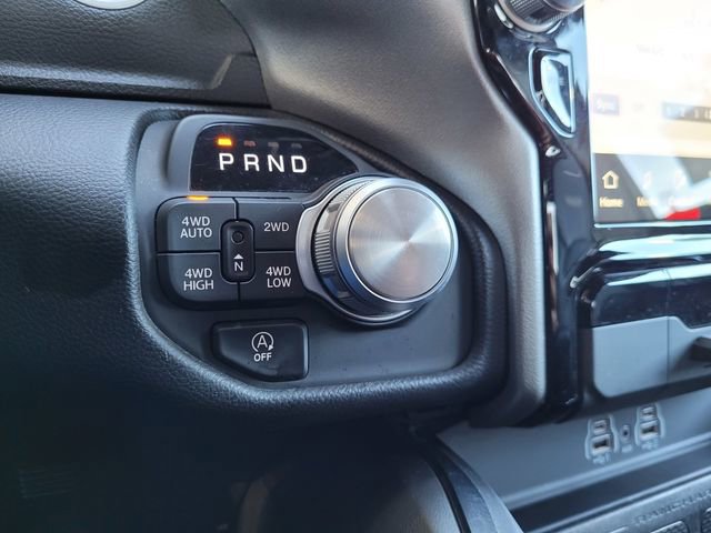 Used 2025 RAM 1500 Laramie image 12