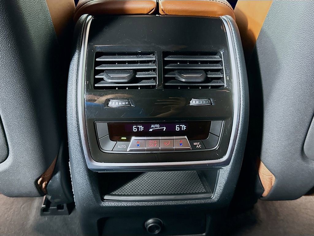 Used 2023 BMW X5 xDrive40i w/ Executive Package image 26