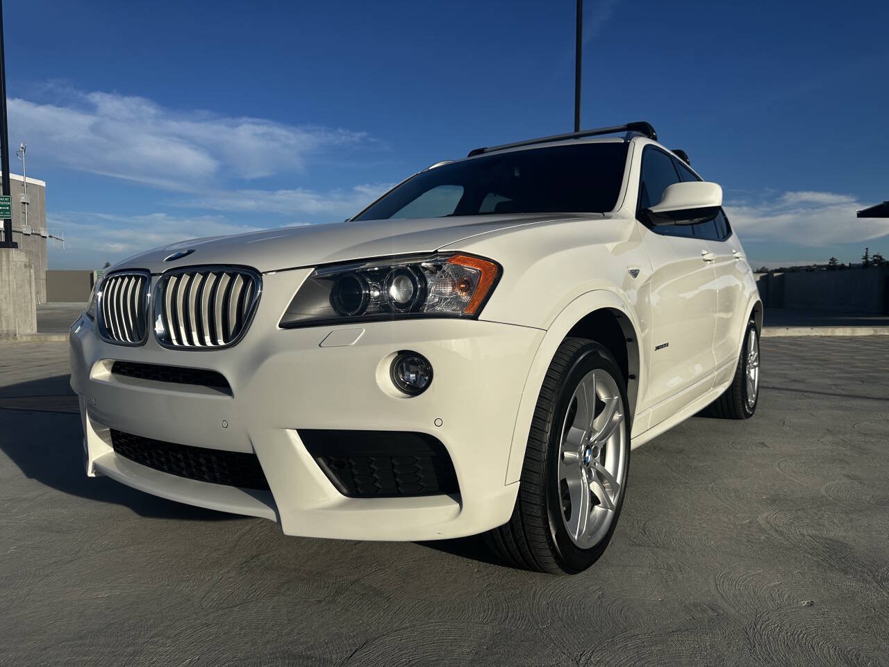 Used 2013 BMW X3 xDrive35i w/ Technology Pkg AWD/4WD image 2