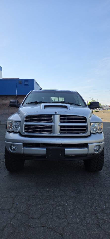 Used 2004 Dodge Ram 2500 Truck SLT w/ Sport Appearance Group AWD/4WD image 5