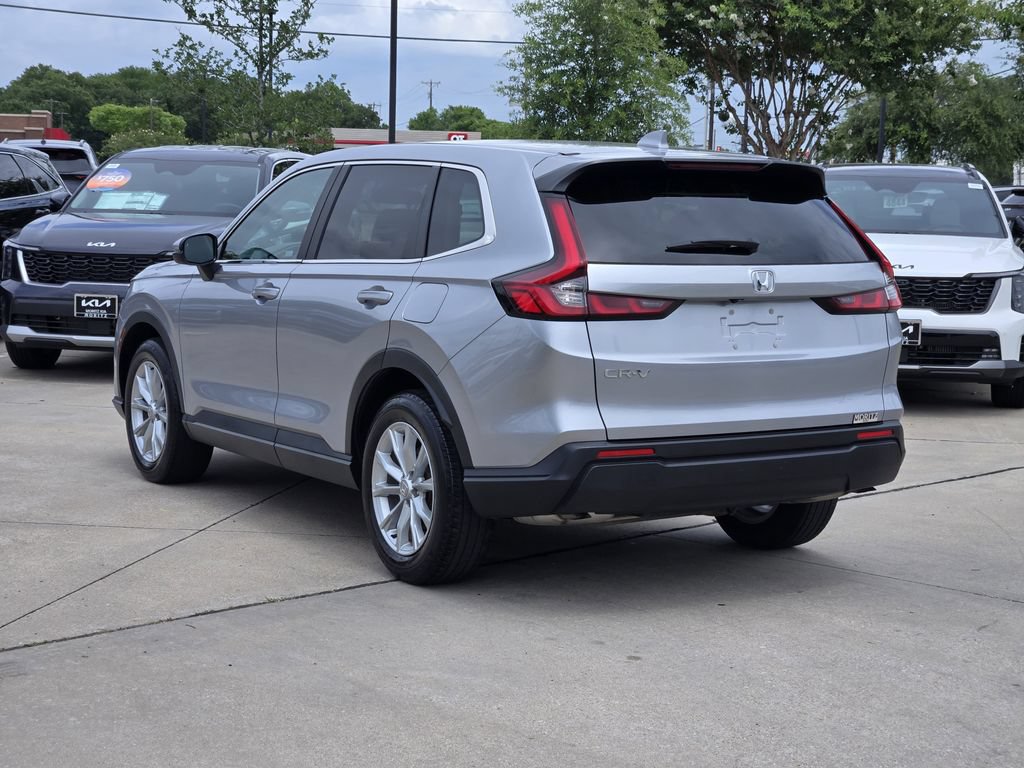 Used 2024 Honda CR-V EX image 3