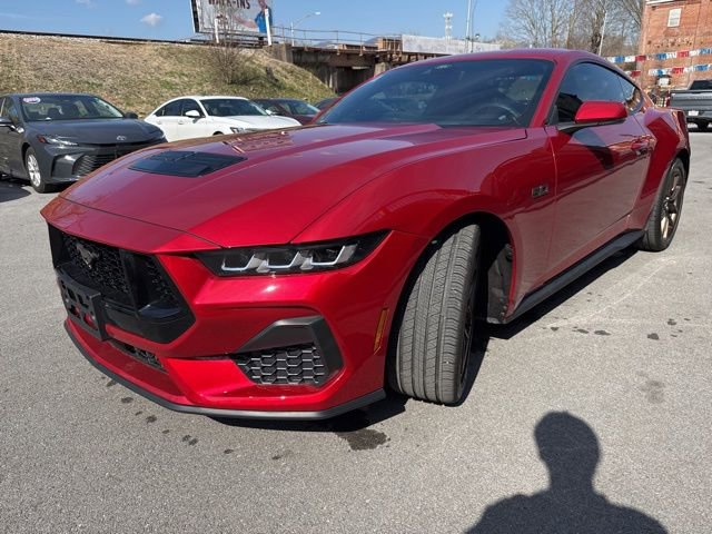 Used 2024 Ford Mustang GT Premium image 5
