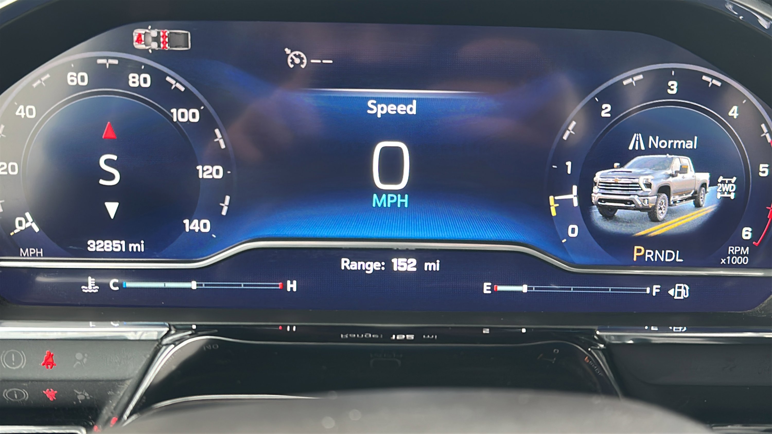 Used 2024 Chevrolet Silverado 2500 LT image 25