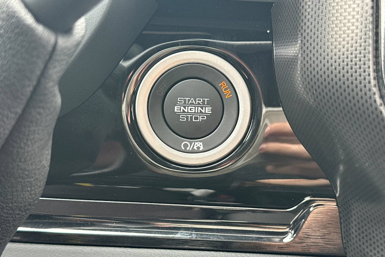 New 2026 RAM 2500 Limited AWD/4WD image 21