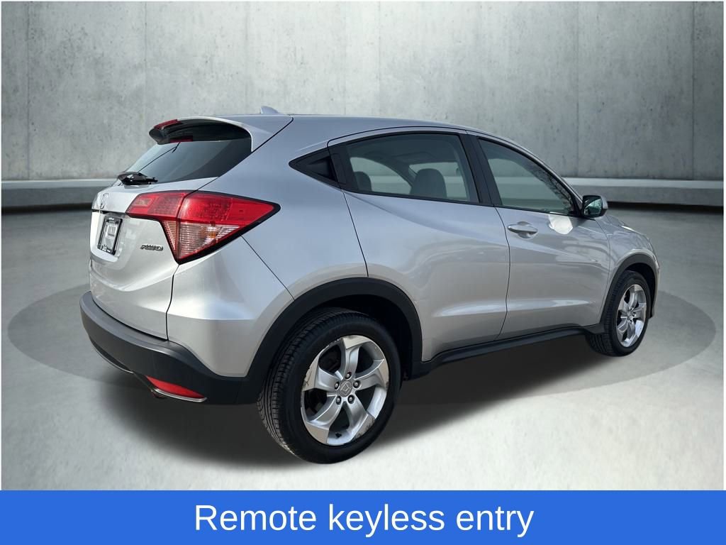 Used 2016 Honda HR-V LX image 5