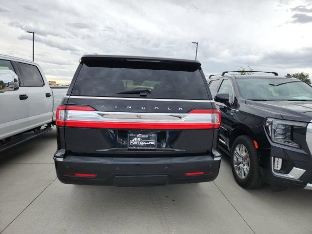 Used 2020 Lincoln Navigator L Reserve AWD/4WD image 3