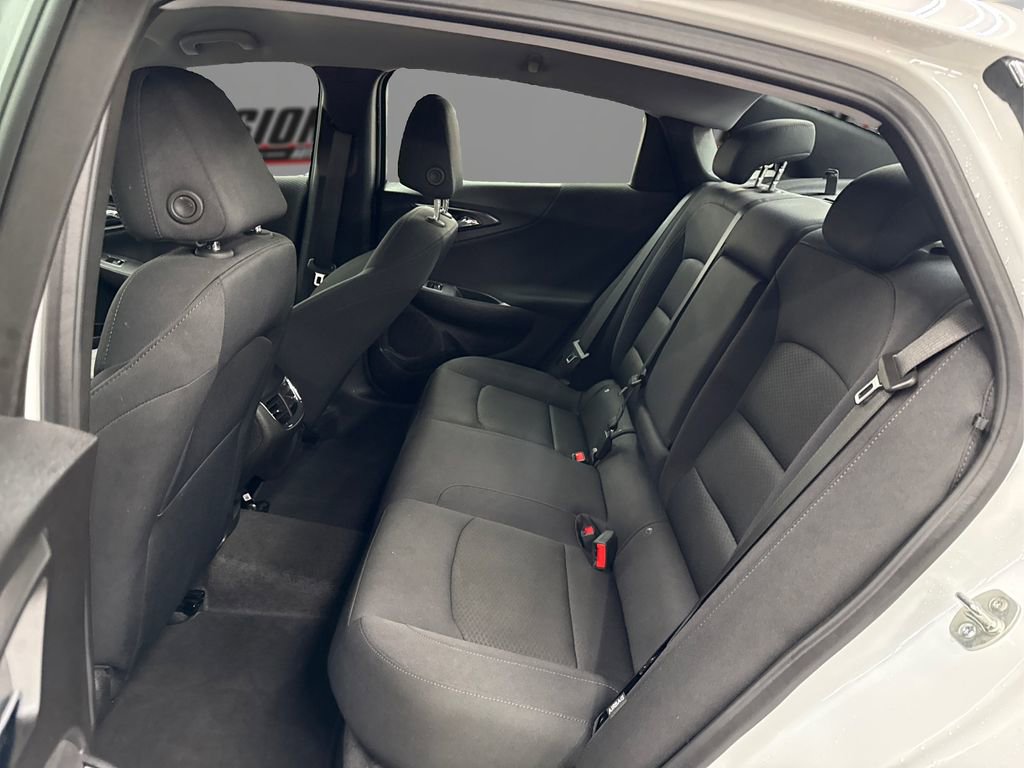 Used 2025 Chevrolet Malibu LT image 10
