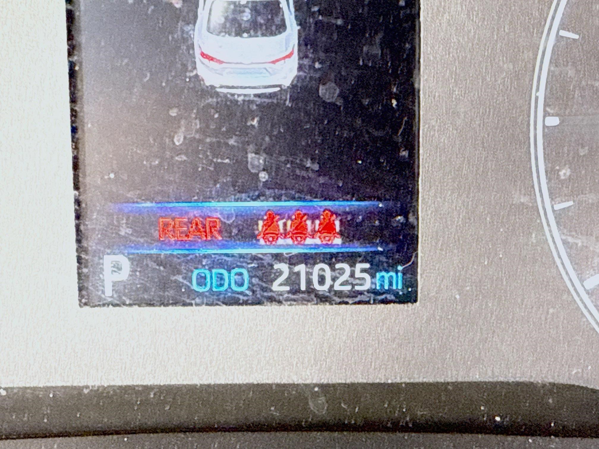 Used 2023 Toyota Corolla LE image 13