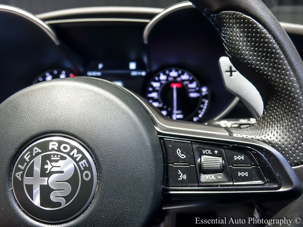 Used 2023 Alfa Romeo Giulia Veloce image 19