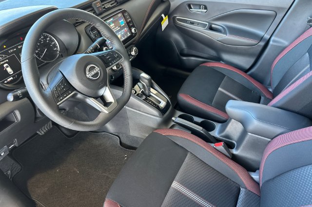 Certified 2025 Nissan Versa SR w/ Trunk Package FWD image 7
