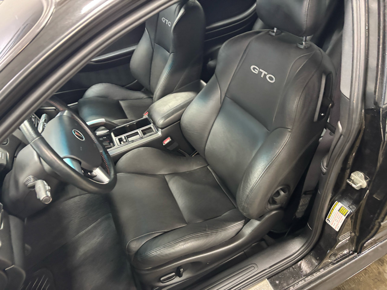 Used 2004 Pontiac GTO image 21